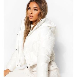 boohoo Jackets \u0026 Coats | boohoo Petite Crop High Shine Puffer Coat | Color: White | Size: 8 | Pm-66380330's Closet